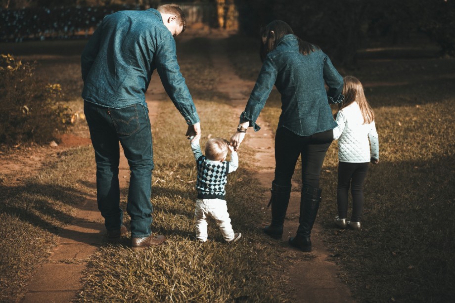 Obiteljske šetnje po prirodi zahtijevaju adekvatnu obuću