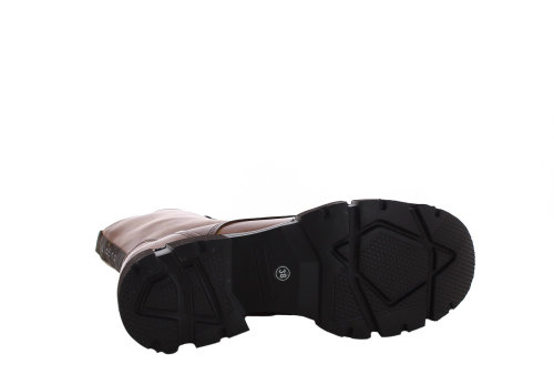 Bugatti w.boots Fabella cognac