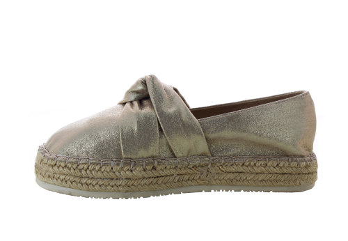 s.Oliver  w. moccasins