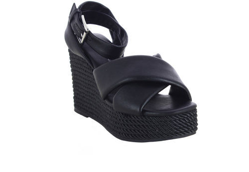 AX w.sandals