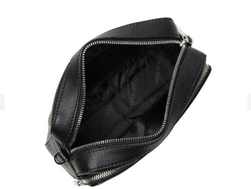 Calvin Klein CK MUST CAMERA BAG W/PCKT LG Ck Black