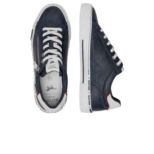 Mustang sneakers navy