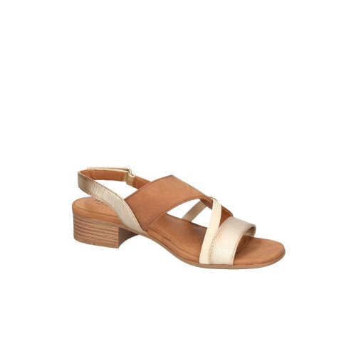 Mustang sandals cognac